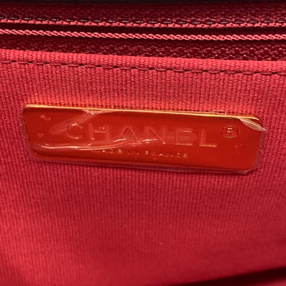 Authentic Chanel 19 Large Black Lambskin - Picture 9 of 13